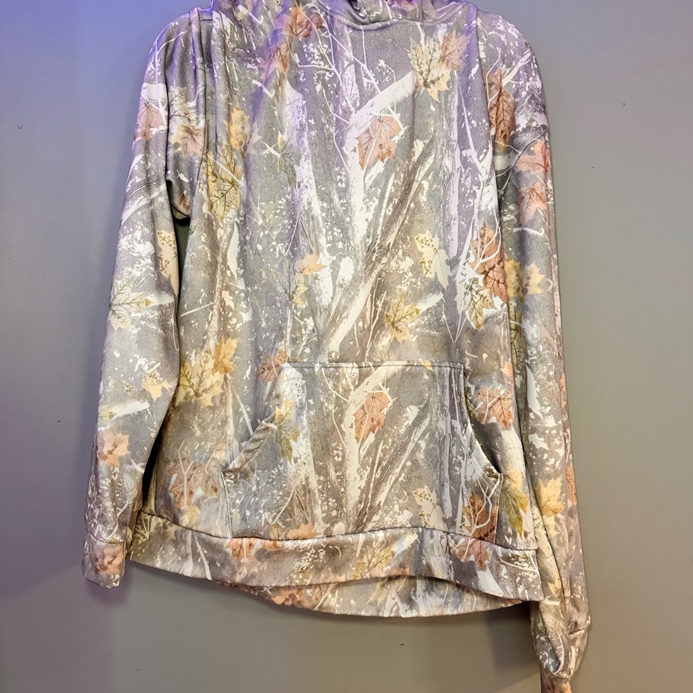NWOT Unisex Camouflage Hoodie